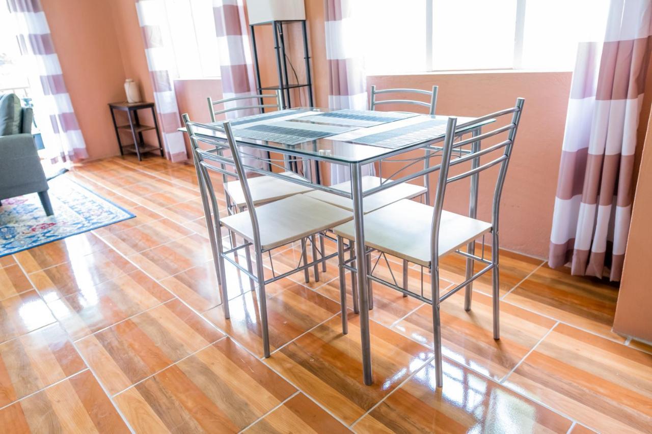 Golden Palms Apartment キングスタウン エクステリア 写真