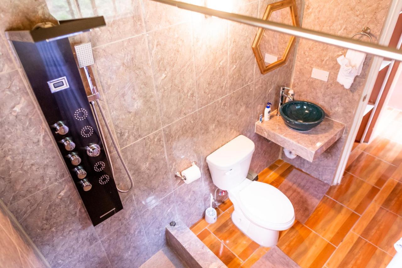 Golden Palms Apartment キングスタウン エクステリア 写真