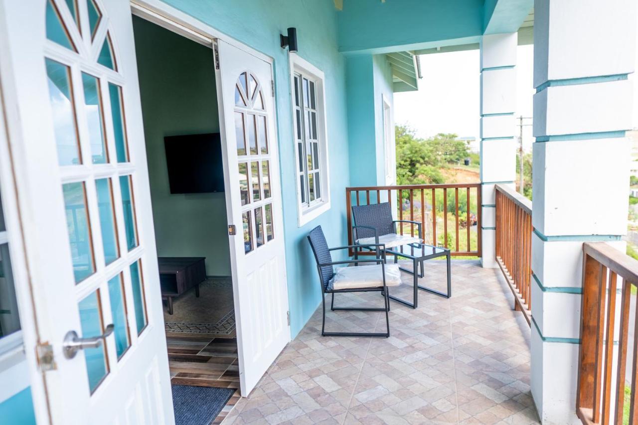 Golden Palms Apartment キングスタウン エクステリア 写真